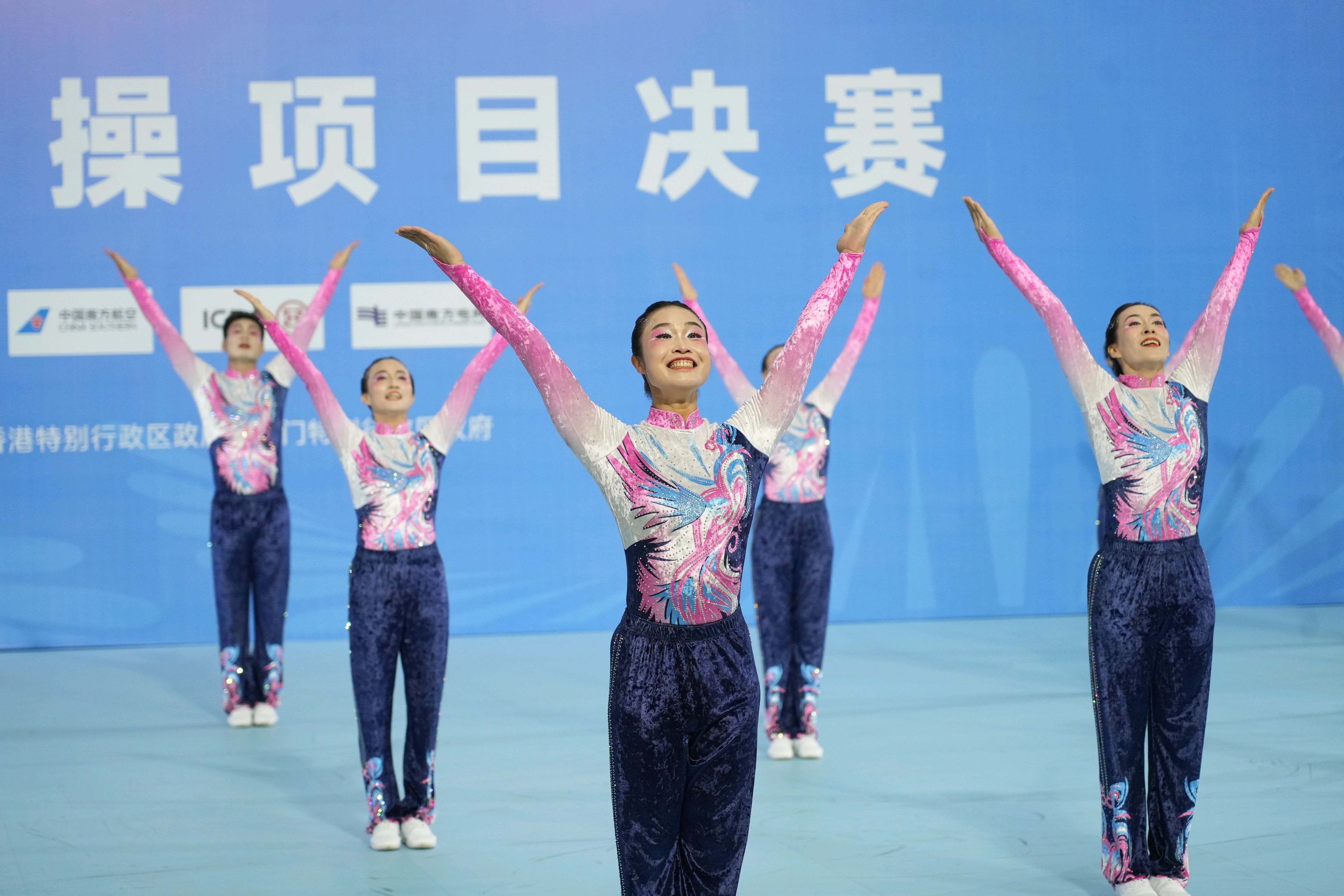 获得二等奖的广东队在比赛中。  