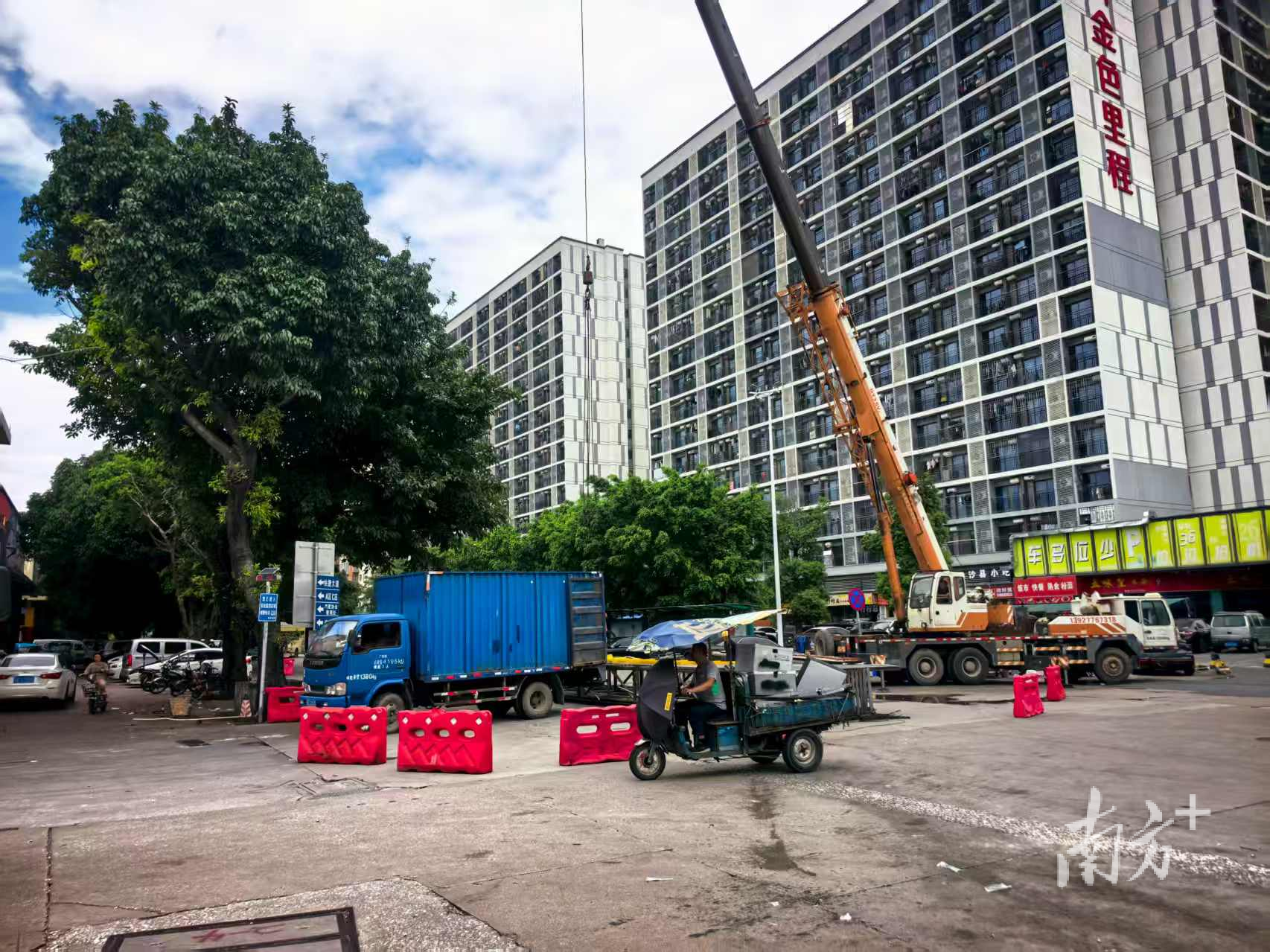 禅城拆除有安全隐患的设施。禅城城管供图