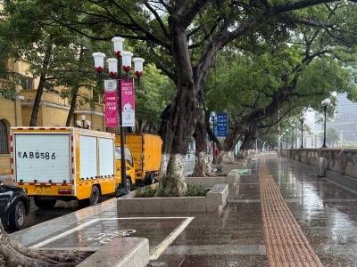 直击“五停”广州：北京路开启静音模式，水电抢修车亮灯待命