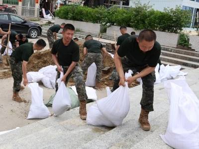 防御“桦加沙”，武警惠州支队派出12个行动小组驰援惠东惠阳