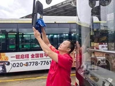 广州全市交通18时起有序恢复，高速管制解除