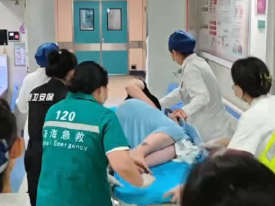 台风天里迎接新生命，为打赢“逆风”盘的他们点赞