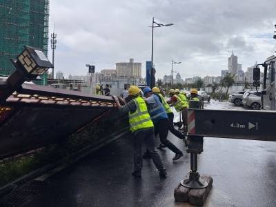 央地携手清障，珠海湾仔快速恢复通行