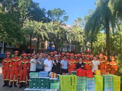 跨界暖流涌阳江，同心慰问暖一线