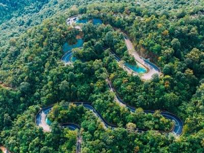 国庆假期走起！最美旅游公路玩法全攻略来了｜寻迹218最美公路⑯