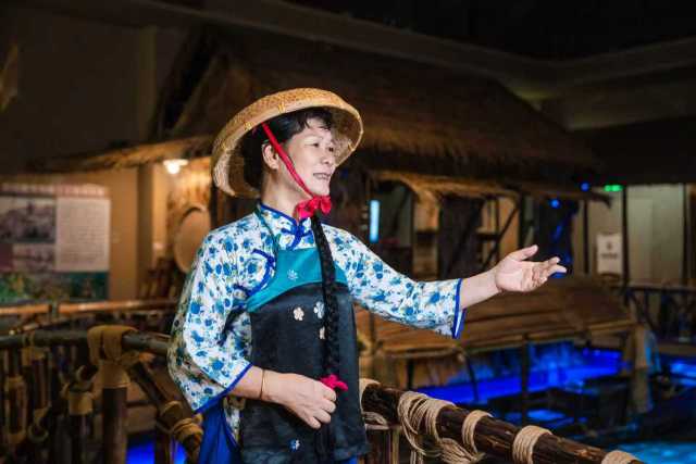 东莞市市级非遗代表性传承人、沙田镇泥洲粤乐社社长叶敬银。 东莞市市级非遗代表性传承人、沙田镇泥洲粤乐社社长叶敬银。