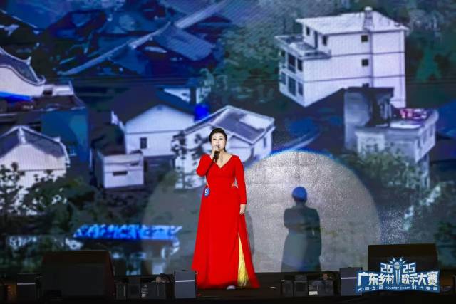 欧艳芳以一首《幸福的雨》，致敬扎根一线的驻村干部。