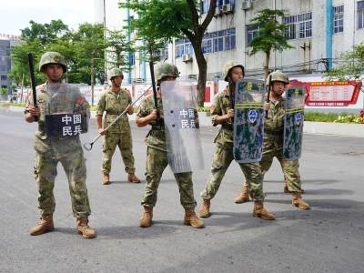 普宁市人武部组织开展国庆节前战备演练