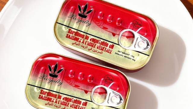 鹰金钱海宝车间技改冲刺：日产30万罐罐头鱼满足海外市场需求