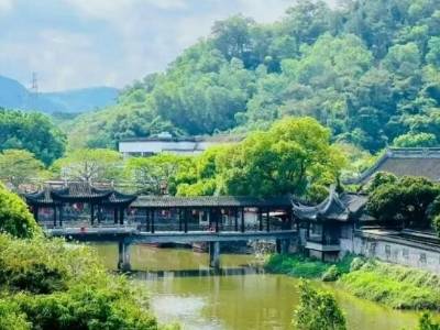 侨房拍大片、古桥看灯河，中山古韵穿越攻略来了