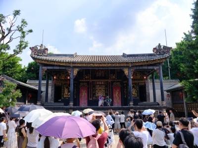 古戏台连演八日大戏！佛山祖庙开启“人从众”模式