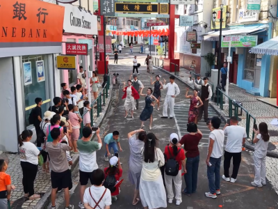 打铁花、民国风巡游……中山影视城中秋国庆主题活动精彩纷呈