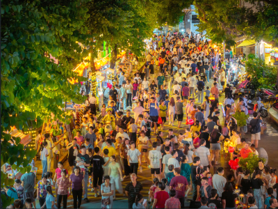 图集｜古街流光迎中秋，六百年非遗花灯点亮小榄