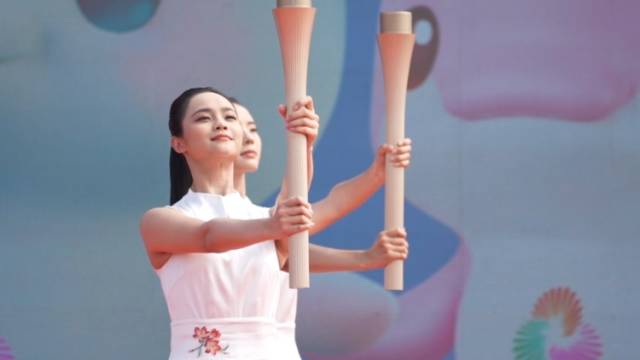 你见过能烧的冰吗？这是十五运会最“燃”的黑科技