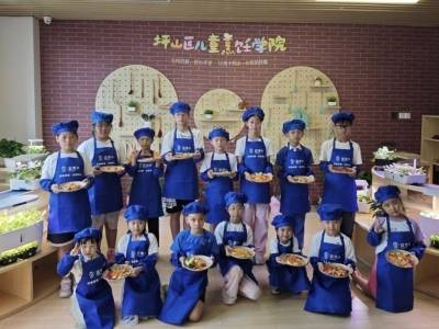 职工下班5分钟接娃，托管服务惠及1.2万人次｜“百千万”坪山行动