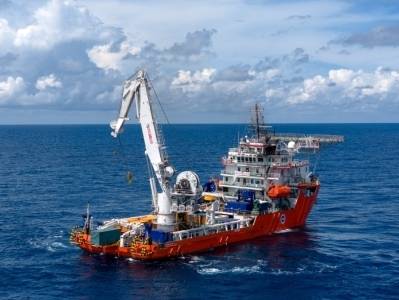 全球首次“深海采火”成功！“江门造”科考船擎起十五运源火