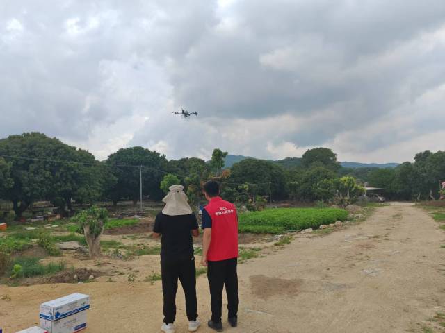 植保无人机在一线生产中运用。 植保无人机在一线生产中运用。