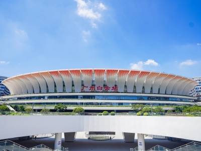 白云站“流量倍增”背后：“枢纽+”如何重塑城市格局？