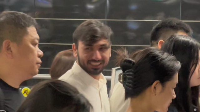 老外混成了老广！广交会首日外商坐地铁“赶早市”