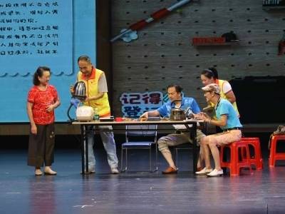 “粤”韵暖夕阳，海珠区南华西街以慈善助老，绘就基层民生幸福新图景