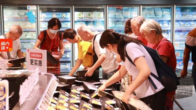 胖东来“神”+山姆“形”，能否造出新一代“国民超市”？