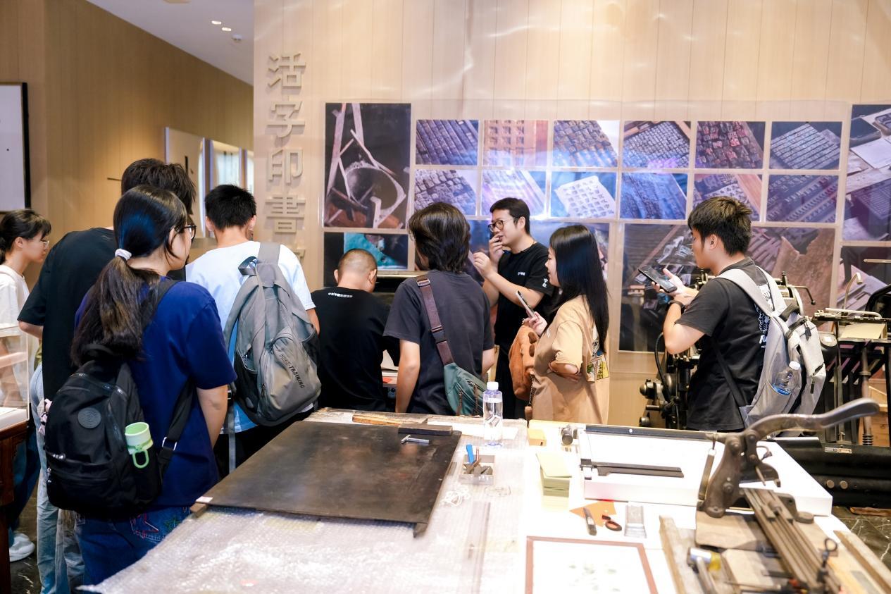 活字“活了”!深圳龙岗这场非遗展,让千年印刷术变得有趣好玩可体验_南方+_南方plus