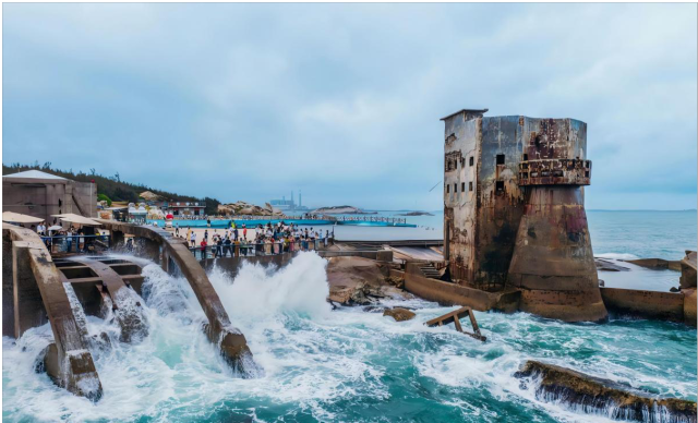 海上古堡网红IP火爆出圈。受访者供图