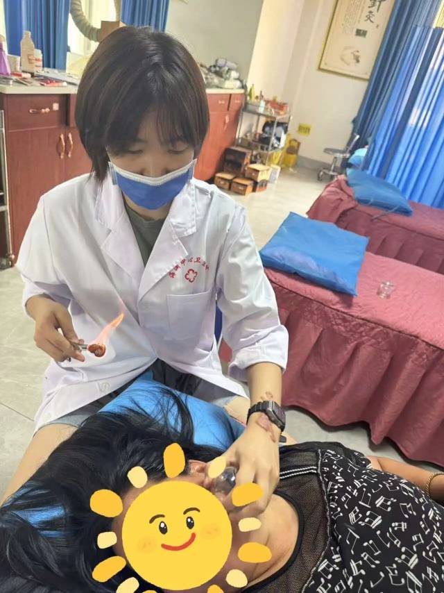 沙堆镇卫生院医师赴宁明开展医疗交流工作，获当地群众好评！