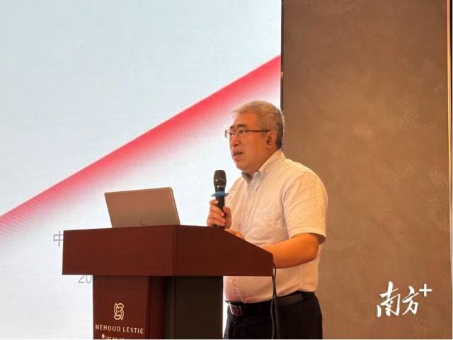 中国农业机械化协会监事、副秘书长夏明