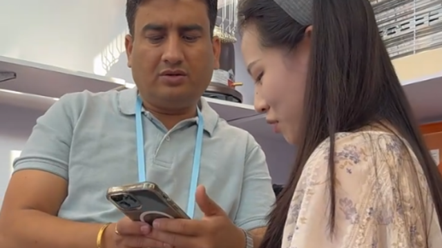 少换一道汇，方便又省钱！广交会客商人民币结算签大单