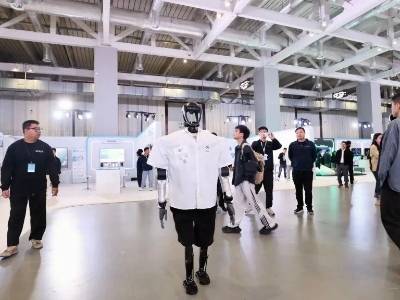 荣耀Alpha的无限可能，隐藏着“深圳未来工业看坪山”的无限可能