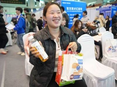 一口侨都味，一份江门情：暖心“人才礼”让冰城学子心动点赞