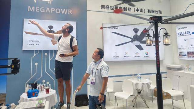 深读｜翠亨新区“闯关”广交会：AI唱主角，“老总”来推销