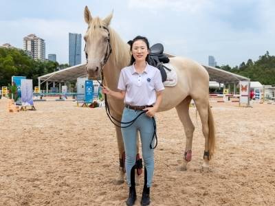 “驭马骑士”驰骋横琴