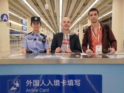 免签政策红利点燃广交会热度！深圳口岸昼夜不停迎外宾