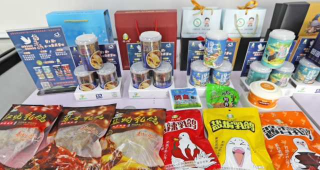 兴宁鸽预制菜 来源：梅州日报