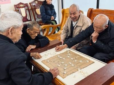 在龙川，打开老年生活“新剧本” | 众说百千万⑱