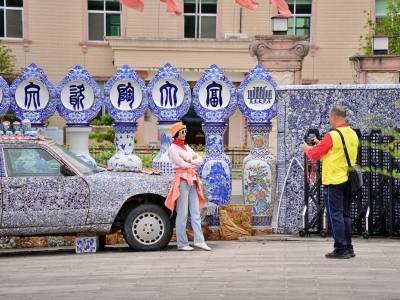 探秘大埔陶瓷：工坊巧变“潮玩” 非遗传承与工业旅游的奇妙碰撞