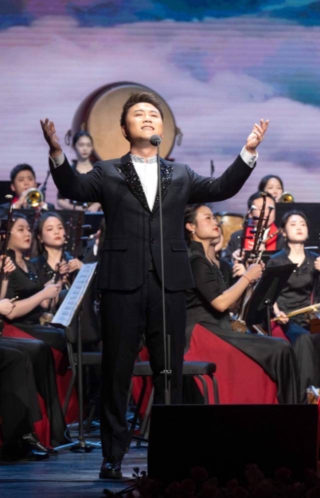 個人獨唱音樂會。 受访者供图 個人獨唱音樂會。 受访者供图