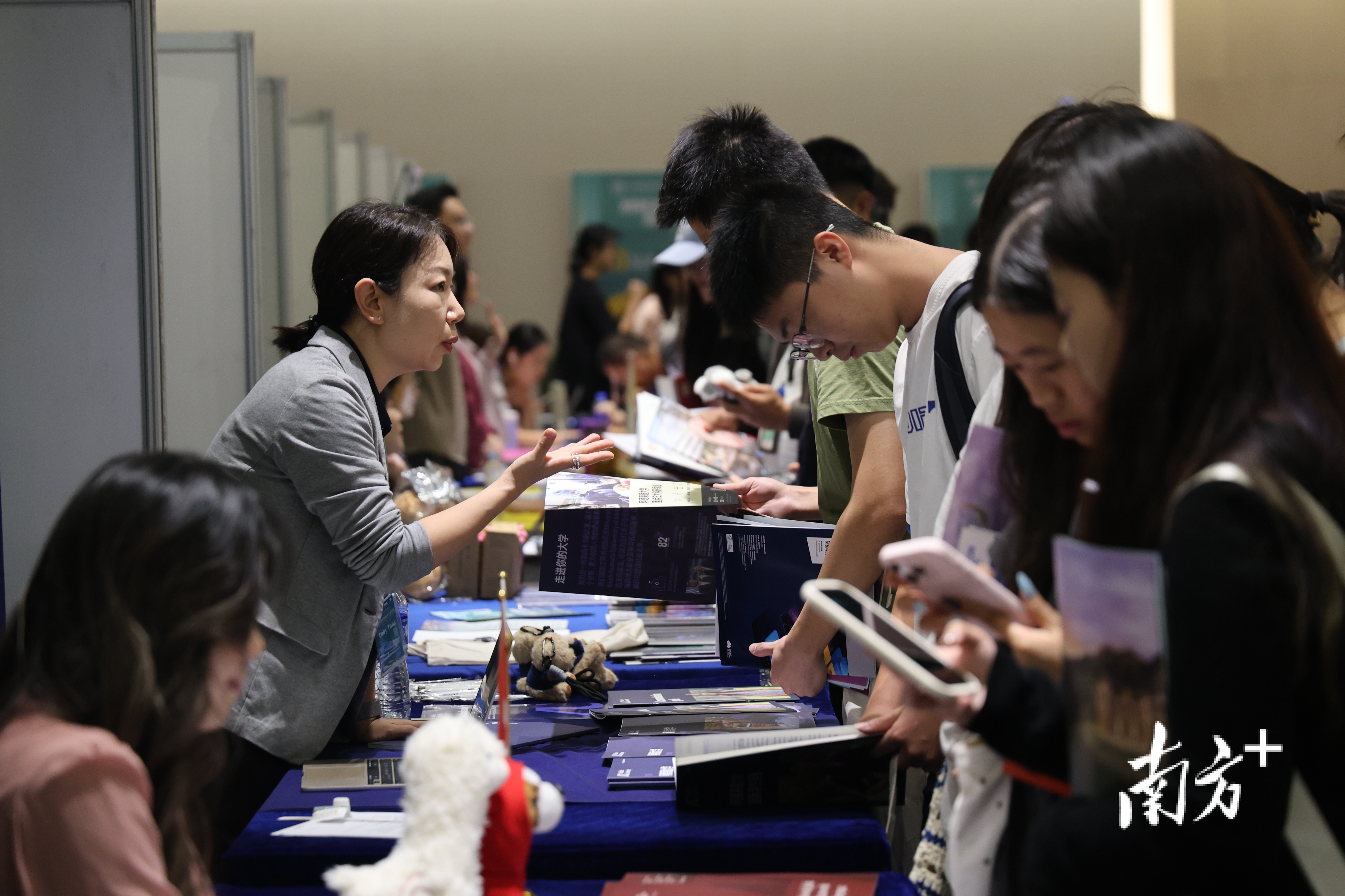 南方+ 关铭荣 拍摄