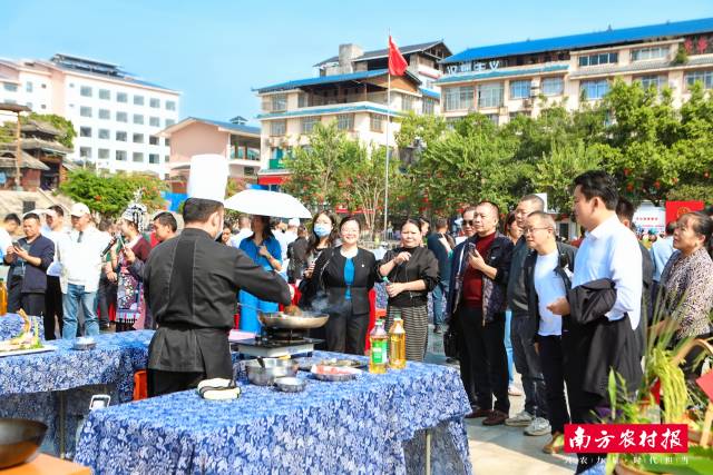 粤桂协作・2025年三江油茶美食大赛现场。