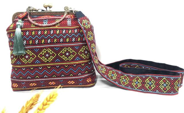 《龙纹》系列挂包