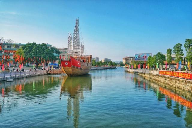 南粤古驿道保护利用工作让樟林古港脱胎换骨展新颜。