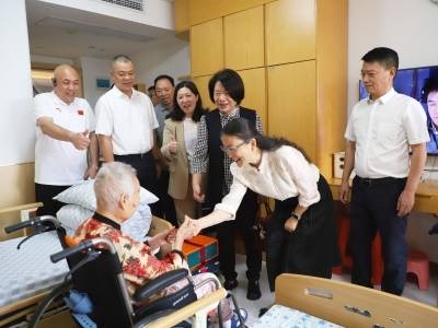 东莞市老龄办开展养老机构开放日活动，邀代表委员共话养老服务提升