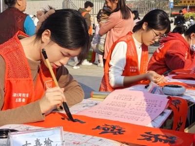 墨香溢坭岗：非遗“匠心”传承，绘就社区治理同心圆