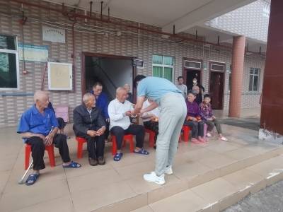 兴宁市永和镇：情暖重阳，爱满永和