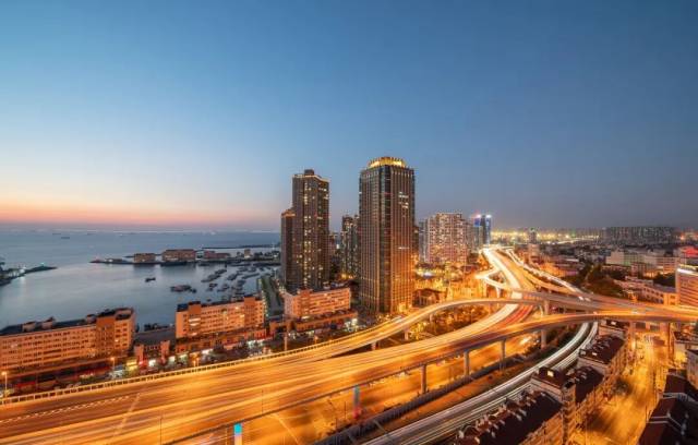 △山东青岛 △山东青岛