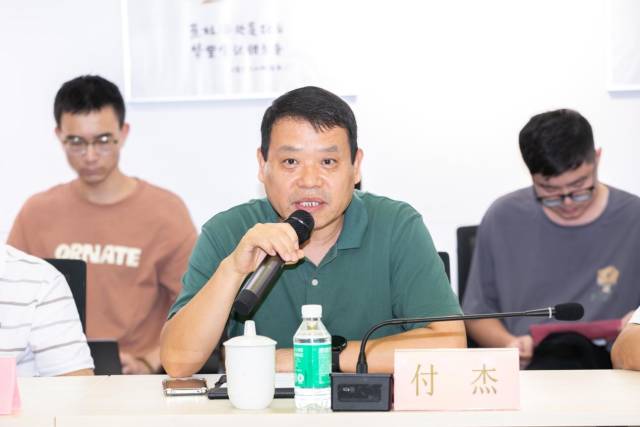 广东省畜牧兽医学会副秘书长付杰。