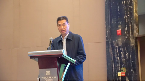 广东省农业有害生物预警防控中心主任黄忠革