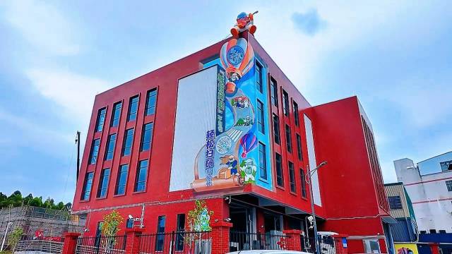 全国首座“分拣+压缩”一体化智慧垃圾转运站——嘉禾街新科垃圾压缩站。 全国首座“分拣+压缩”一体化智慧垃圾转运站——嘉禾街新科垃圾压缩站。